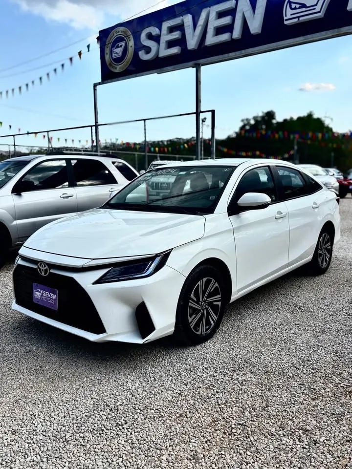 Toyota Yaris - Image 3