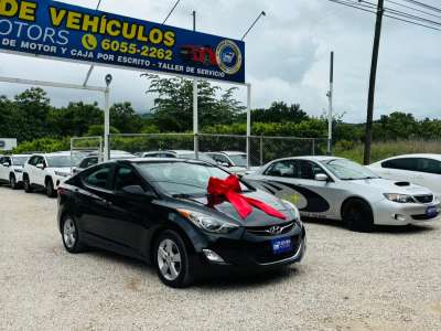 Hyundai Elantra - Image 2