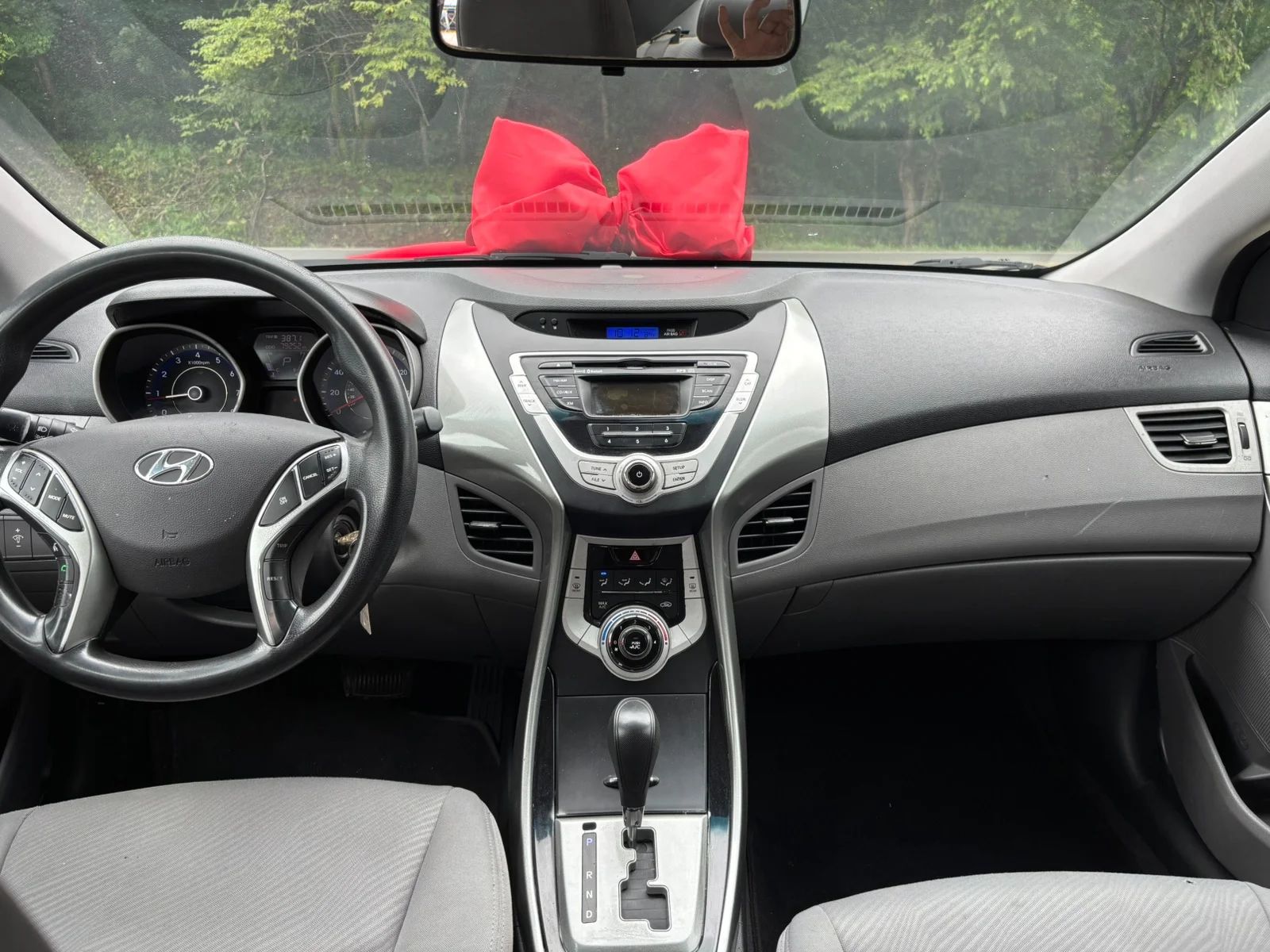 Hyundai Elantra - Image 7