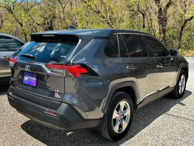 Toyota RAV4 - Image 5