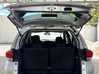 Toyota Rush - Image 5