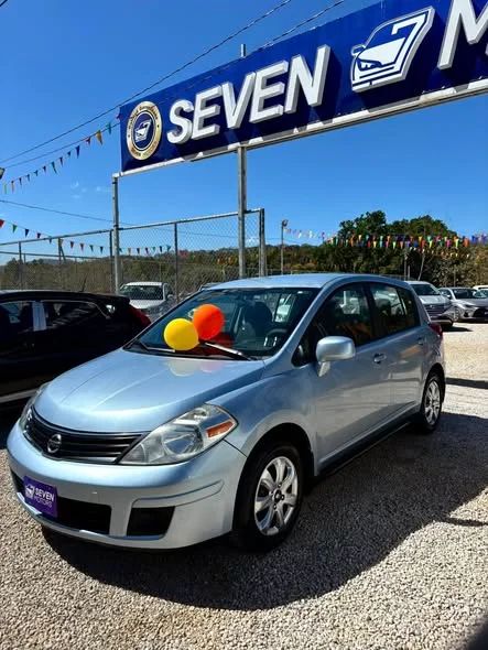 Nissan Versa - Image 3