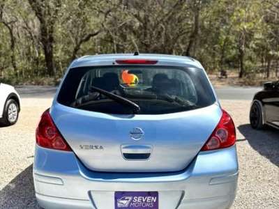 Nissan Versa - Image 4