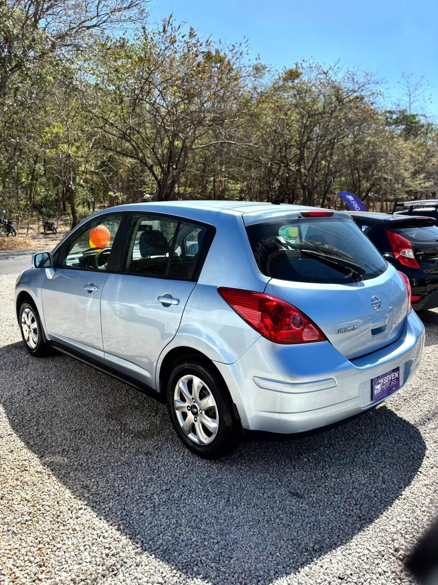 Nissan Versa - Image 5