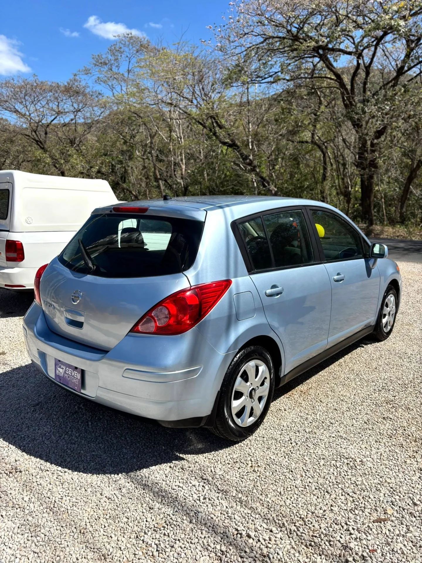 Nissan Versa - Image 6