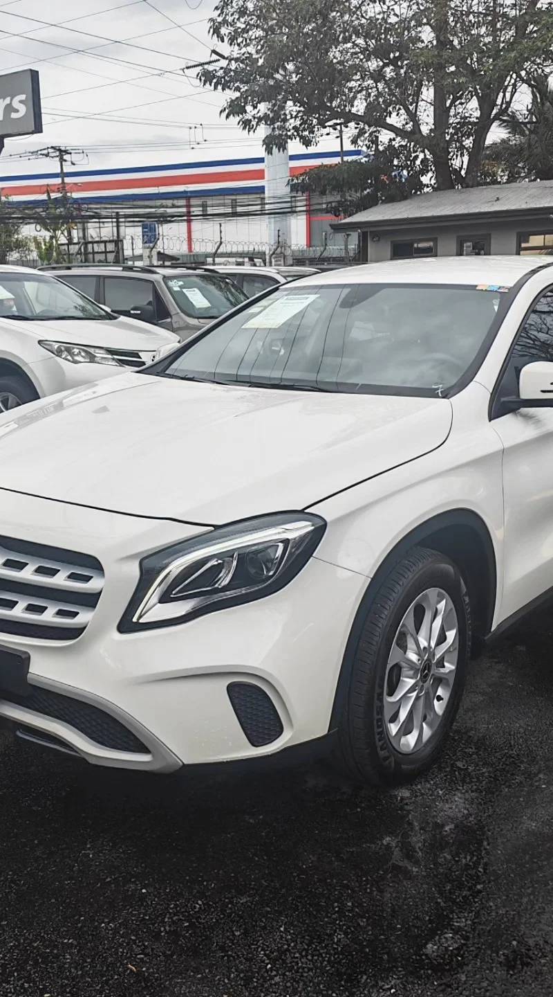 2017 Mercedes Benz GLA180