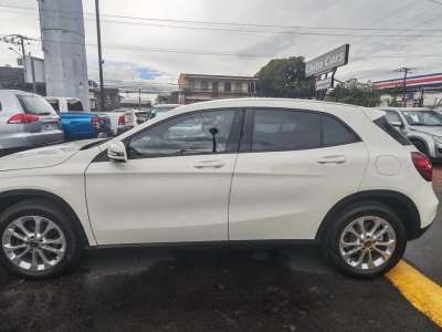 Mercedes Benz GLA180 - Image 2