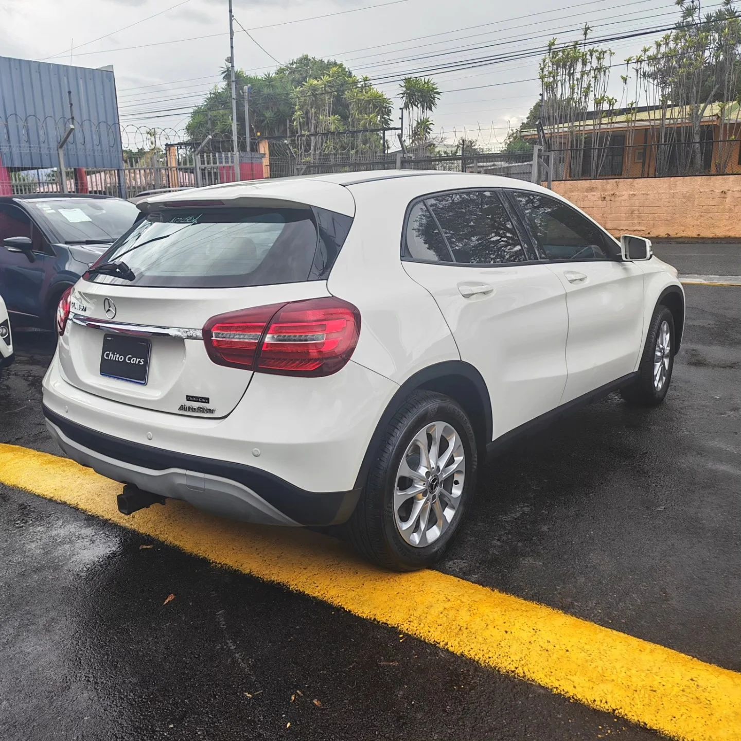 Mercedes Benz GLA180 - Image 3