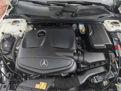 Mercedes Benz GLA180 - Image 9