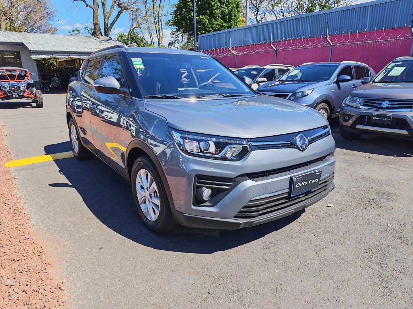 Ssang Yong Tivoli - Image 5