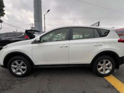 Toyota RAV4 - Image 3