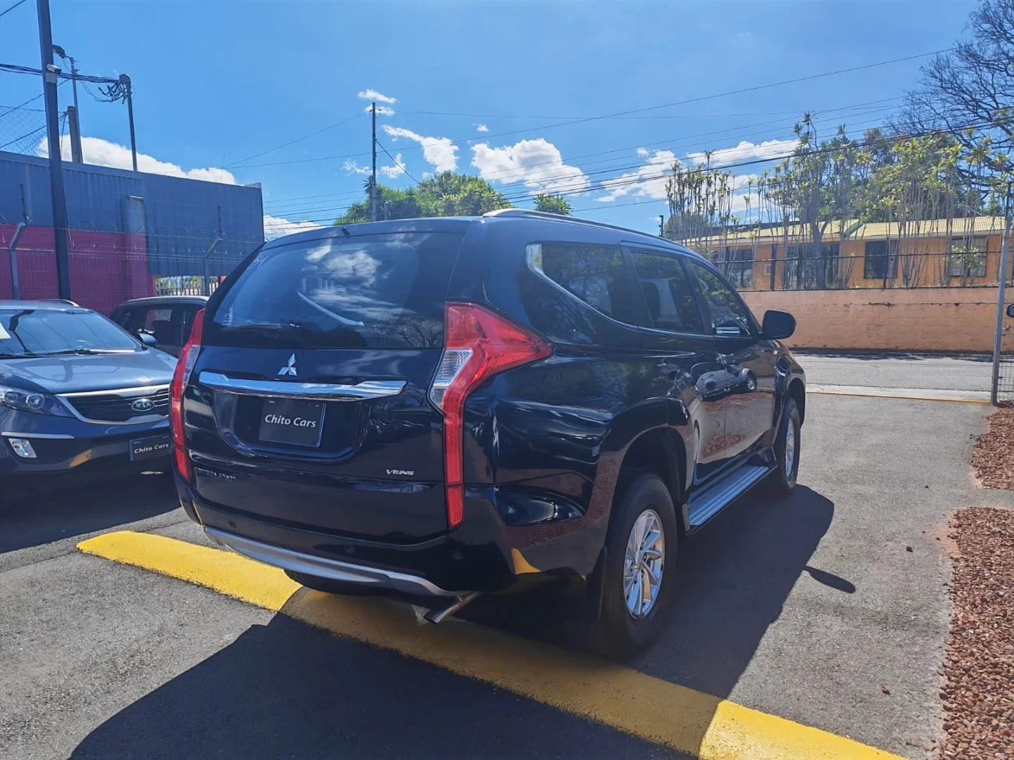 Mitsubishi Montero Sport - Image 4