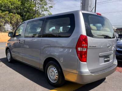 Hyundai H1 - Image 2
