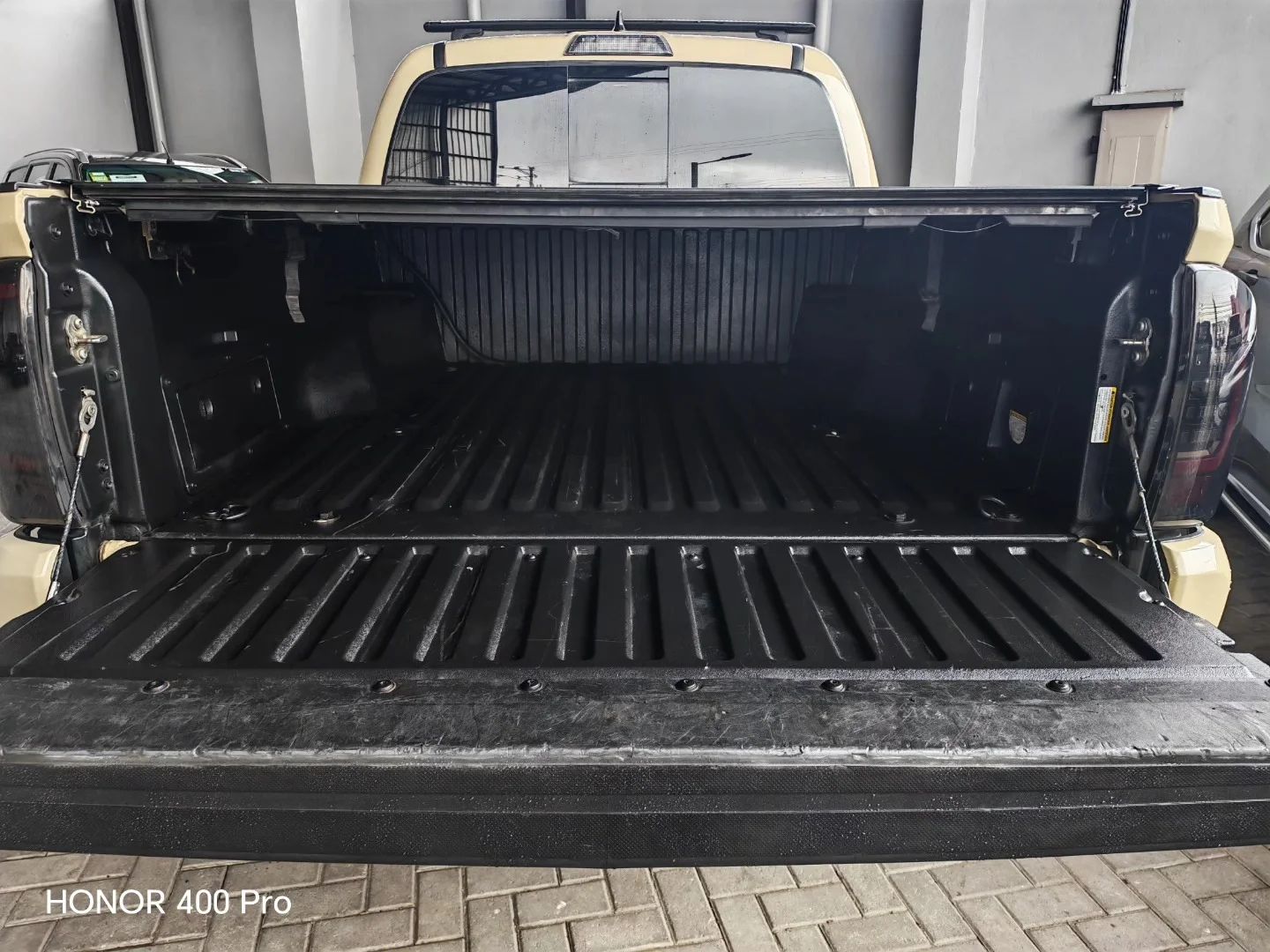 Toyota Tacoma - Image 6