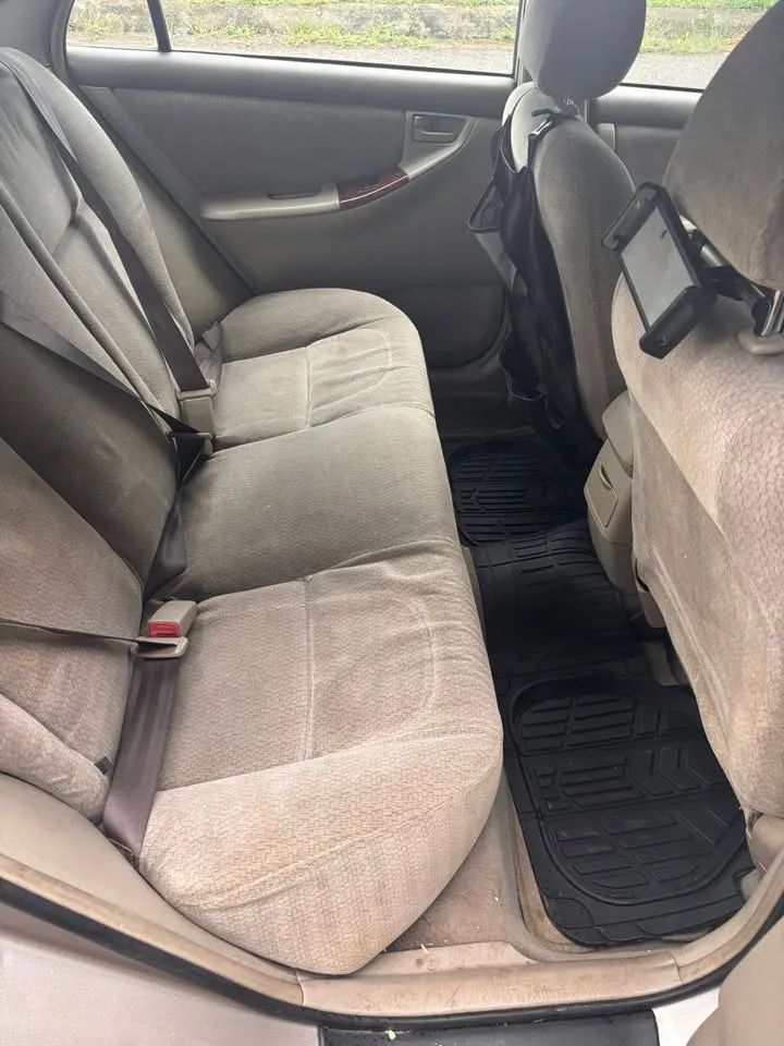 Toyota Corolla - Image 6