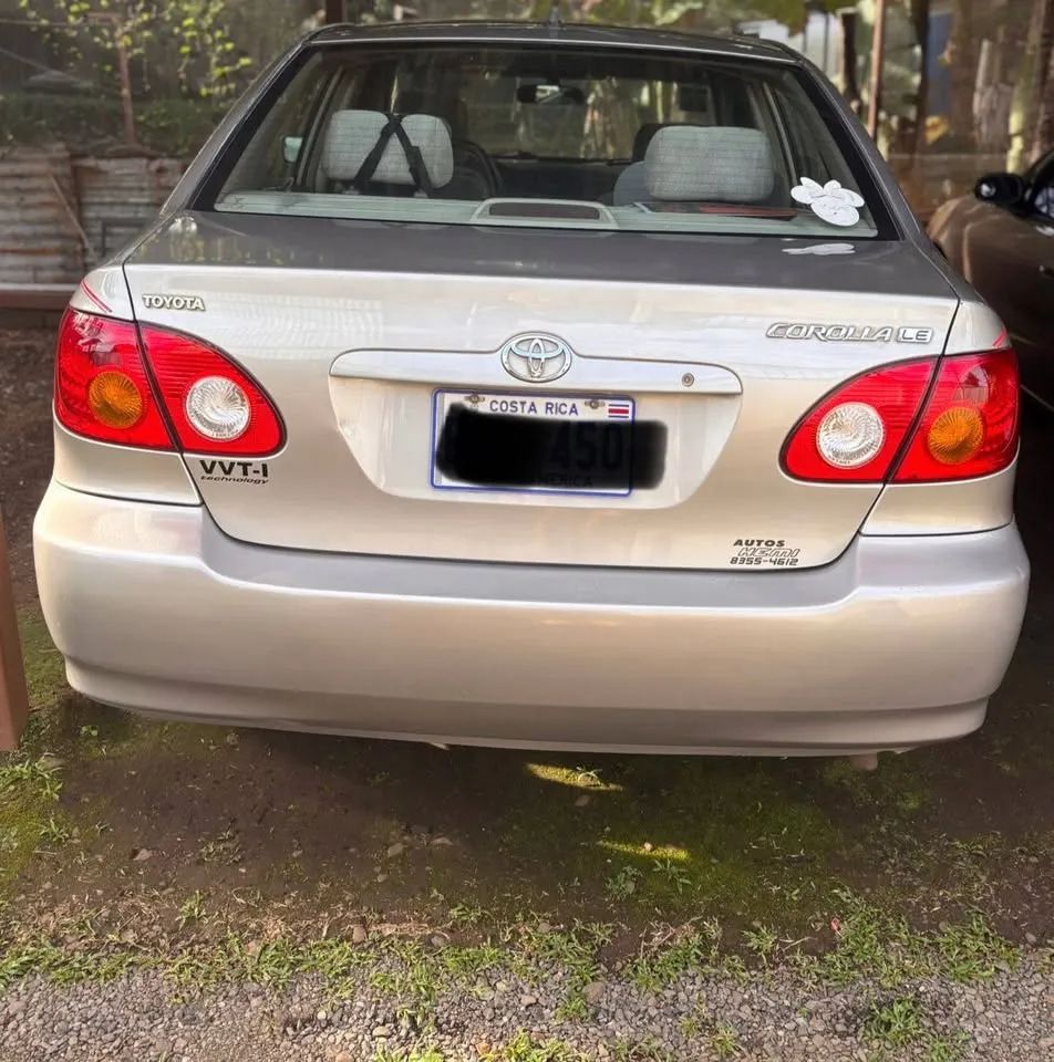 Toyota Corolla - Image 10