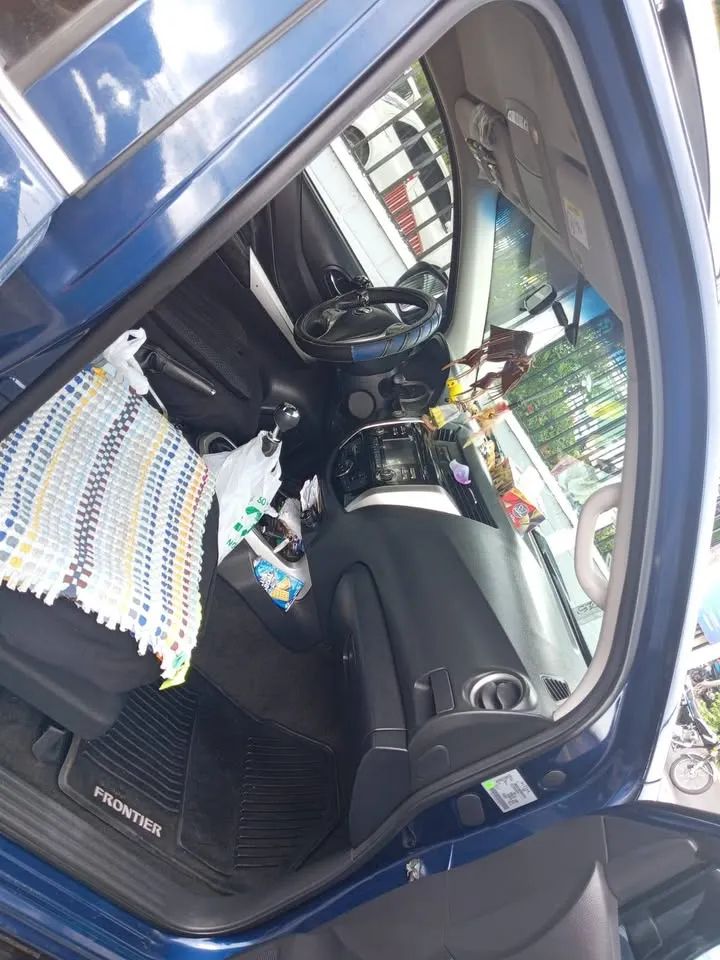 Nissan Frontier - Image 3
