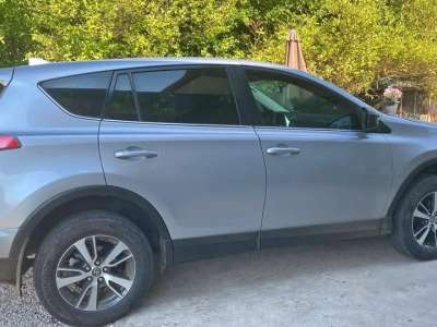 Toyota RAV4 - Image 1