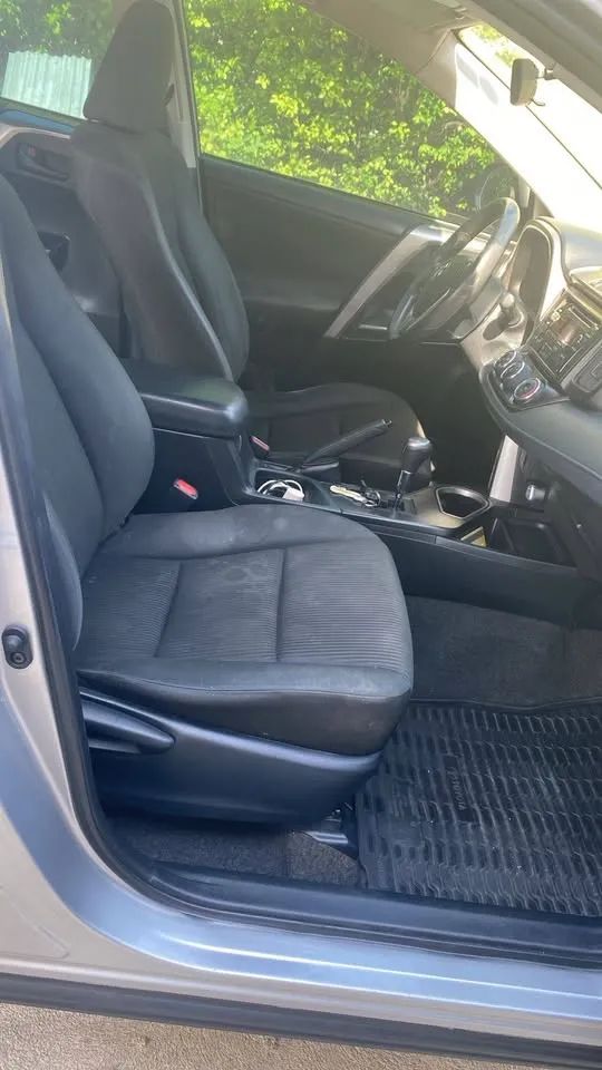 Toyota RAV4 - Image 4