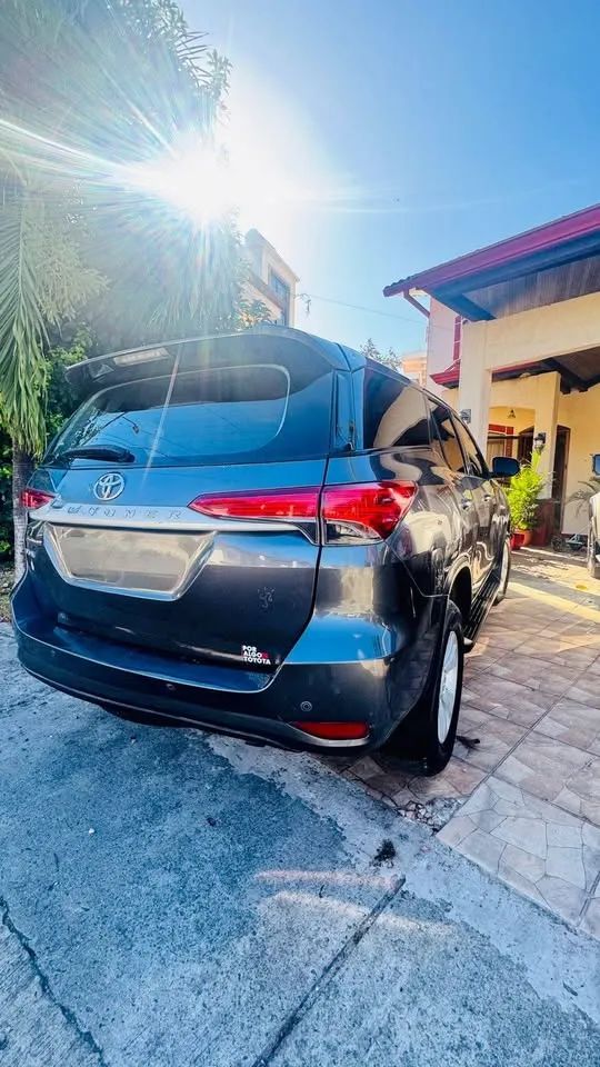 Toyota Fortuner - Image 4