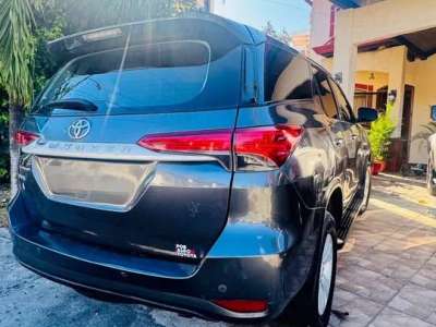 Toyota Fortuner - Image 4