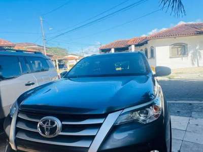 Toyota Fortuner - Image 6