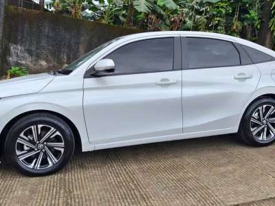 Toyota Yaris - Image 1