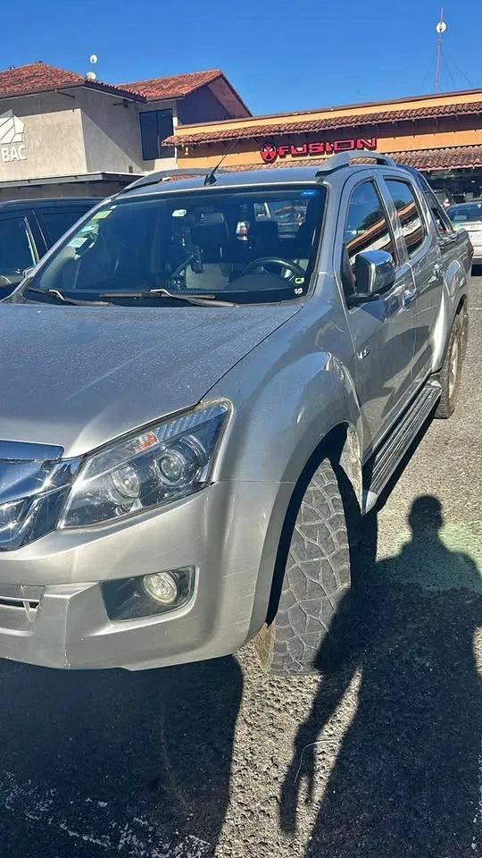 Isuzu D-Max - Image 2