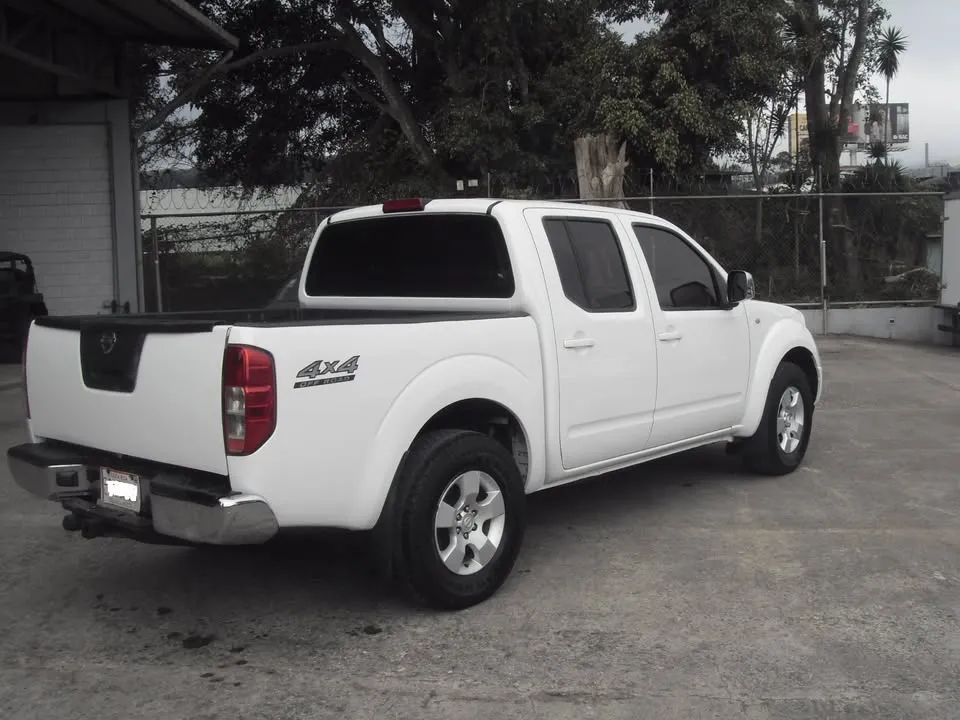 Nissan Navara - Image 3