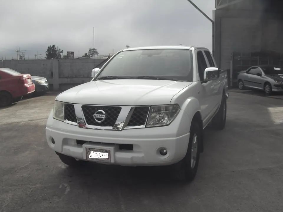 Nissan Navara - Image 8