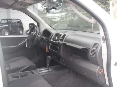 Nissan Navara - Image 11