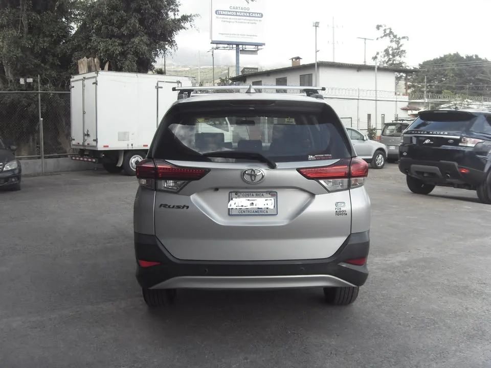 Toyota Rush - Image 6