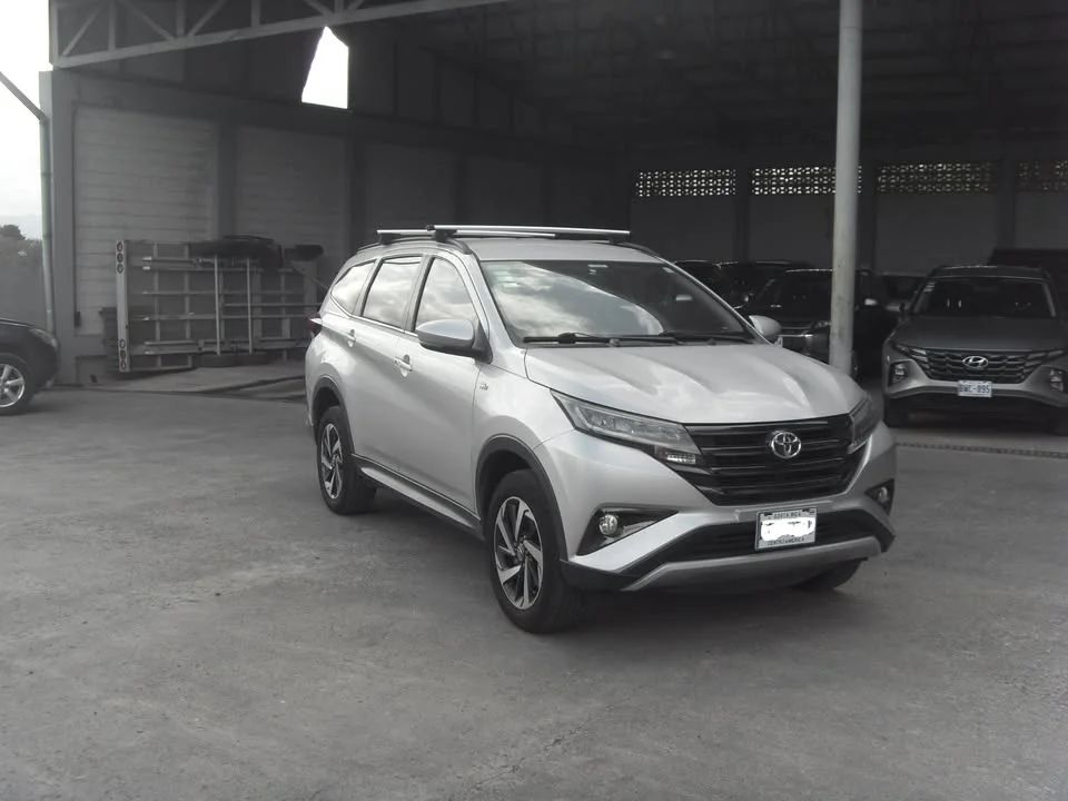 Toyota Rush - Image 2