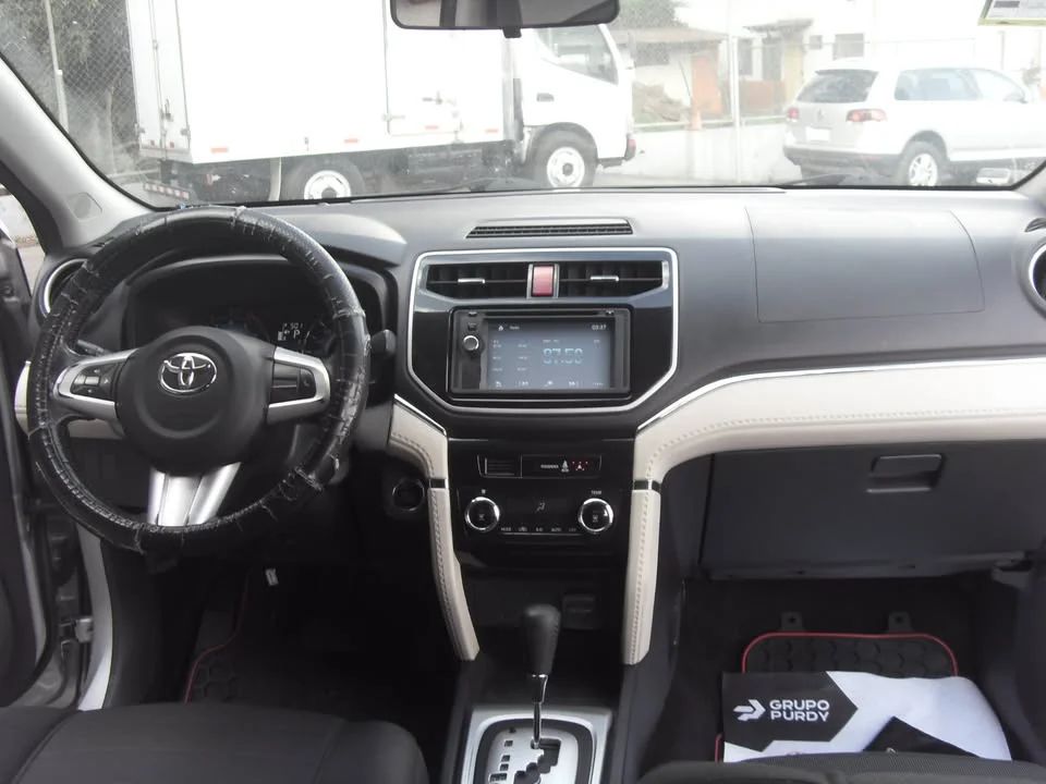 Toyota Rush - Image 11