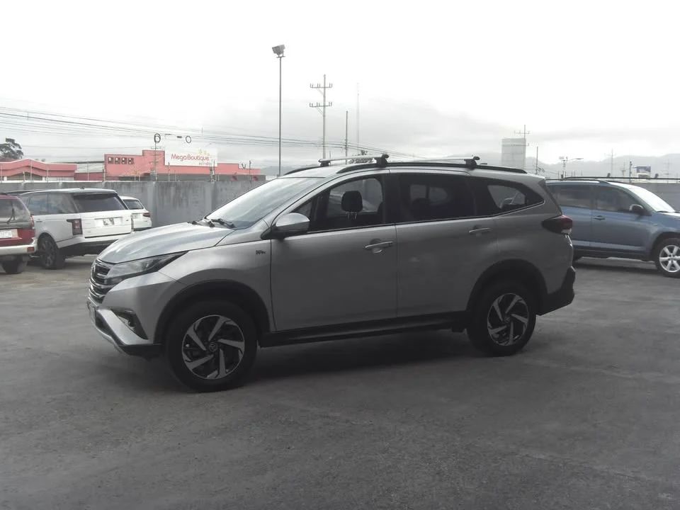 Toyota Rush - Image 12