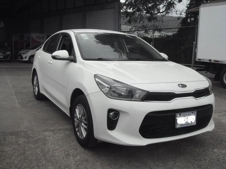 Kia Rio - Image 2
