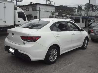 Kia Rio - Image 6