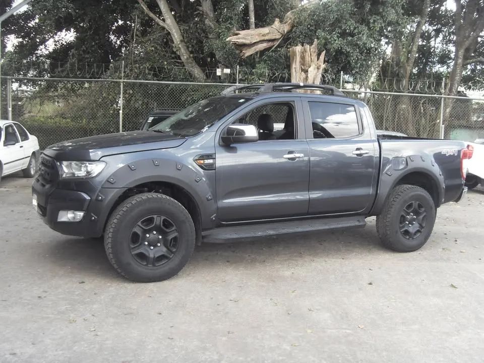 Ford Ranger - Image 4