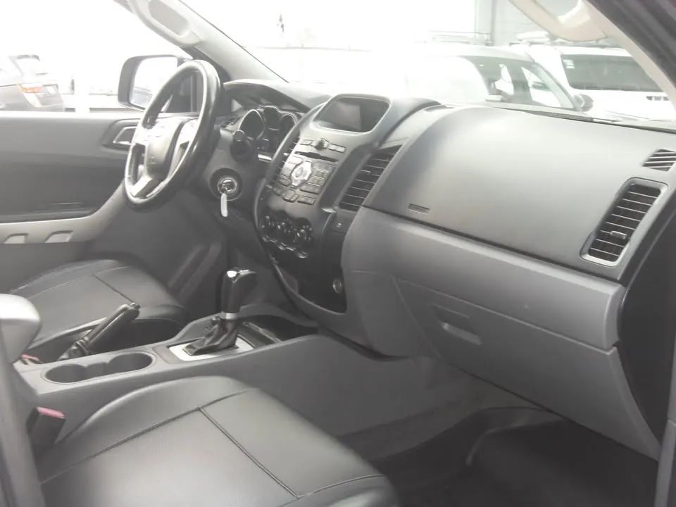 Ford Ranger - Image 12