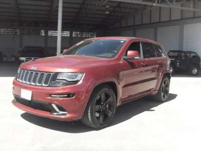 Jeep Grand Cherokee SRT - Image 8