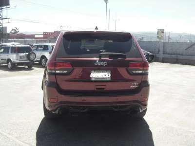 Jeep Grand Cherokee SRT - Image 12
