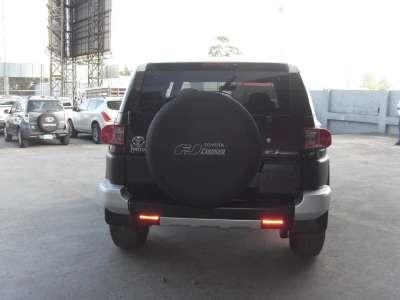 Toyota FJ Cruiser - Image 7