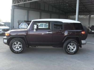 Toyota FJ Cruiser - Image 6