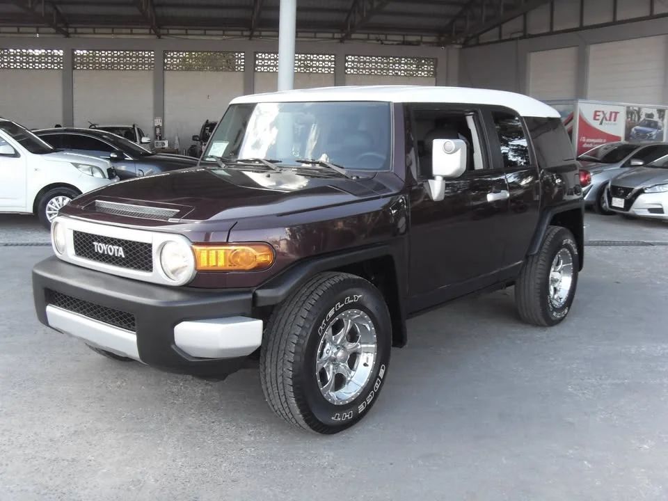 Toyota FJ Cruiser - Image 5