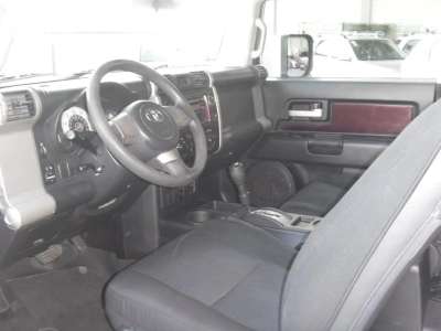 Toyota FJ Cruiser - Image 12