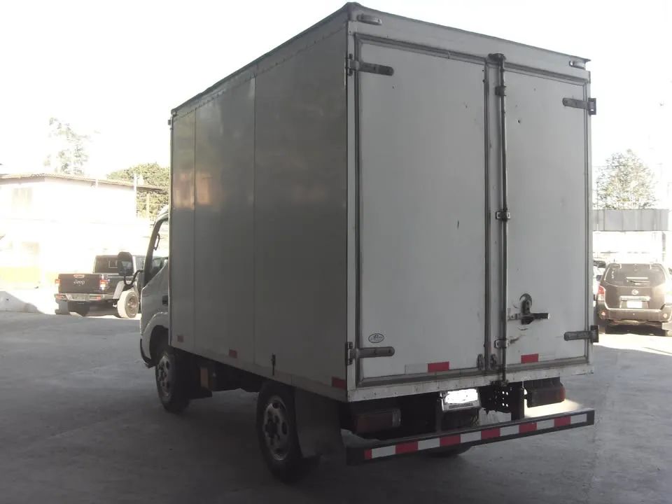 HINO 300 - Image 7