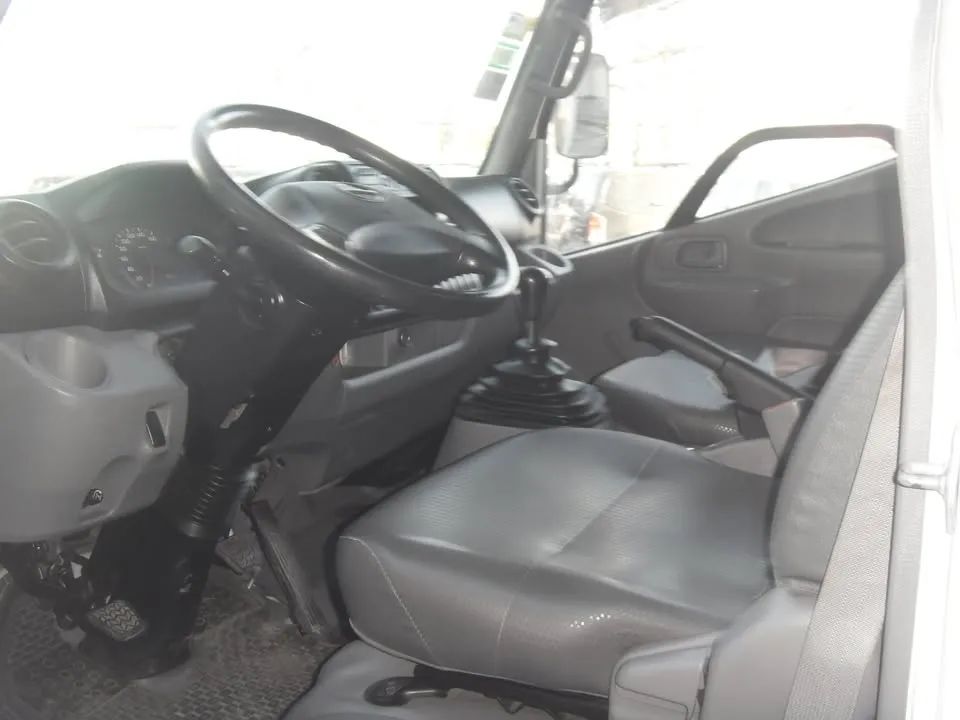 HINO 300 - Image 12