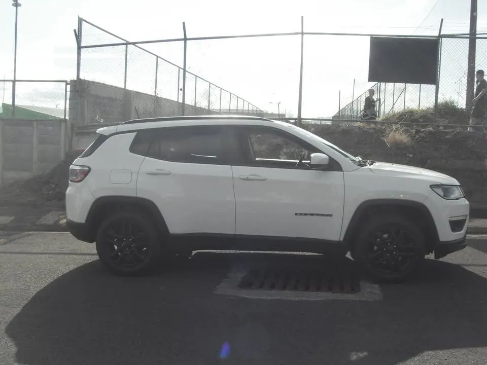 Jeep Compass - Image 3