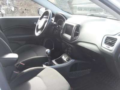 Jeep Compass - Image 13