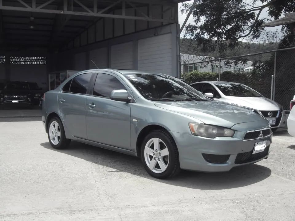 Mitsubishi Lancer - Image 2